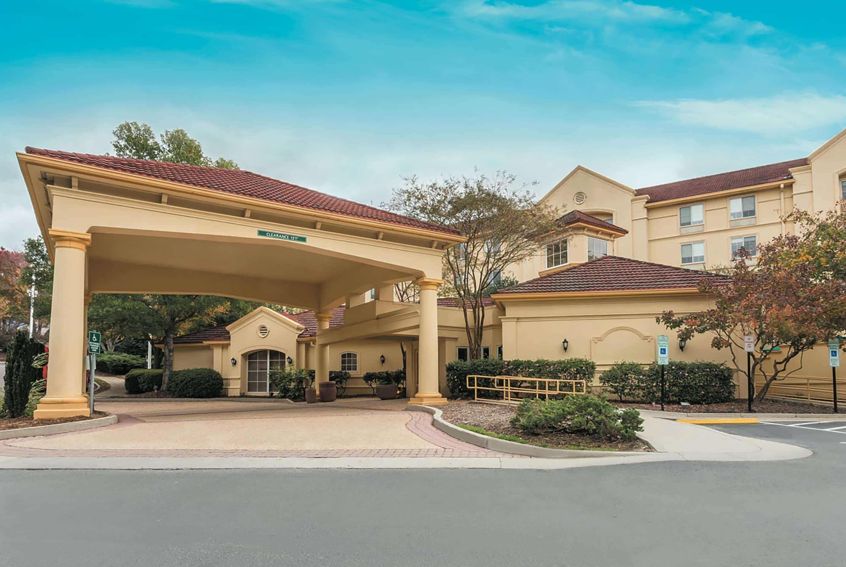 Готель La Quinta By Wyndham Raleigh/Durham Southpoint Екстер'єр фото