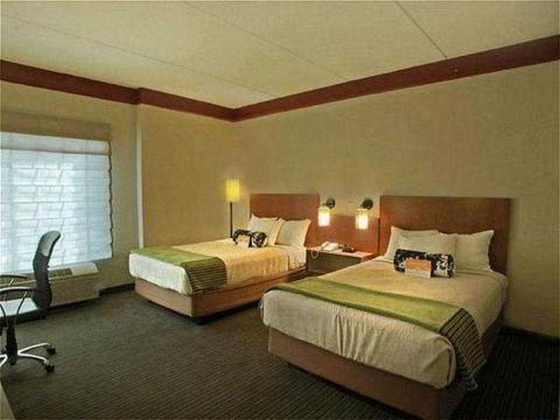 Готель La Quinta By Wyndham Raleigh/Durham Southpoint Екстер'єр фото