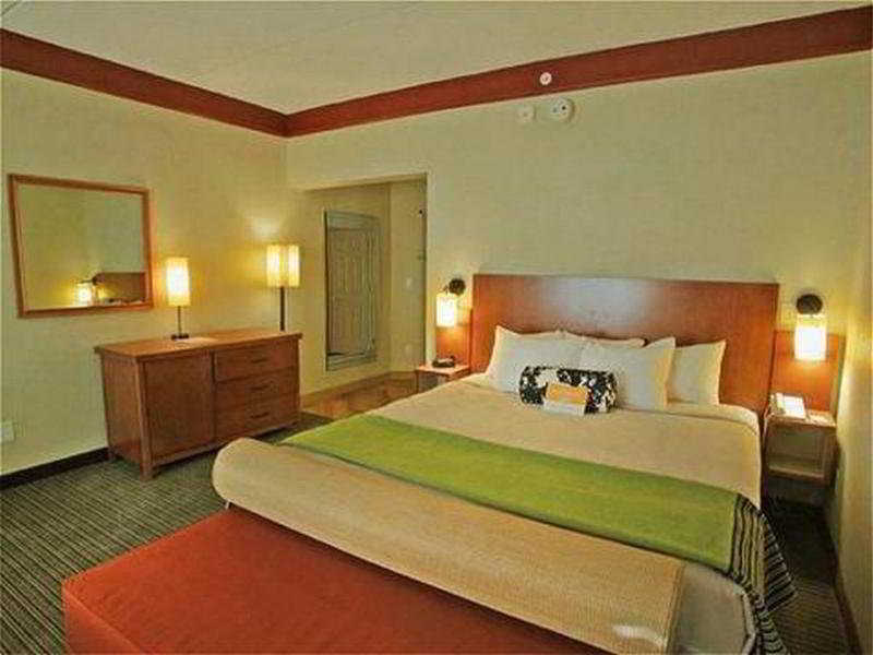Готель La Quinta By Wyndham Raleigh/Durham Southpoint Екстер'єр фото